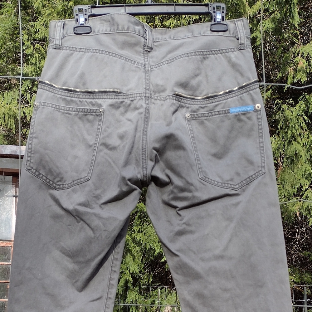 Gray Button-Fly Jeans - Picture 4 of 10
